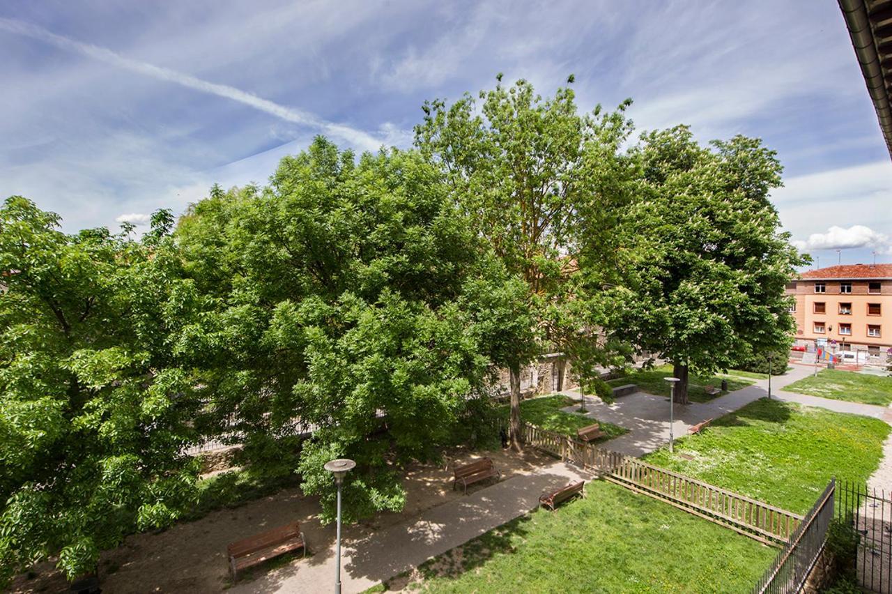 La Casa De Santa Maria Estudios Vitoria-Gasteiz Ngoại thất bức ảnh